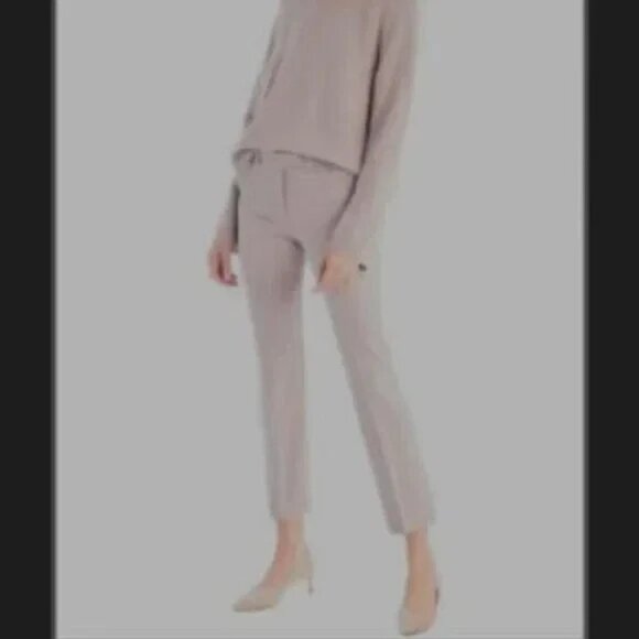 MaxMara Pants - Max Mara Beige/Taupe Stretch Ankle Pants NWT